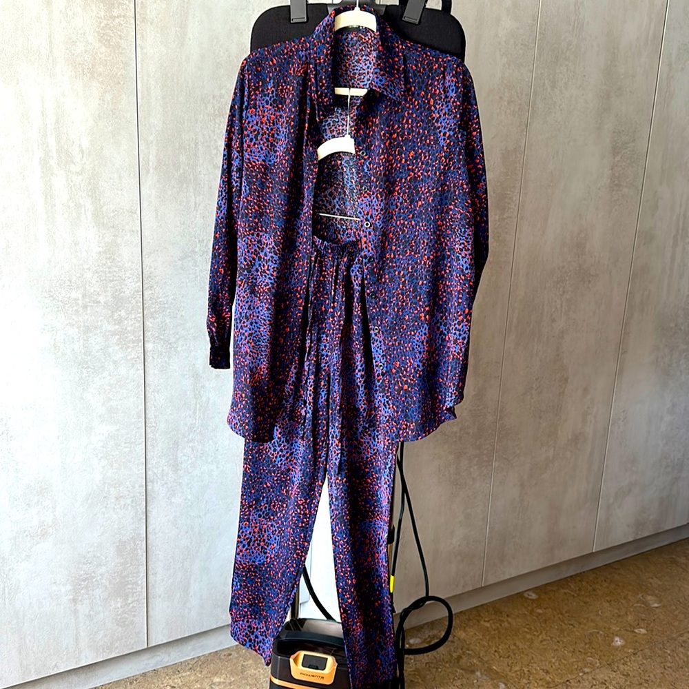 PRETTYLITTLETHING PAJAMA STYLE SET Shirt size USA 2 Pants Size USA 0
